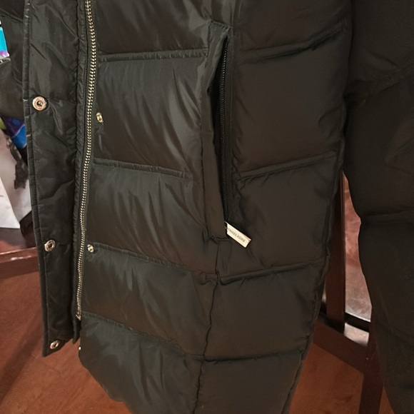 MK Women's Olive Puffer Jacket large - Picture 8 of 9